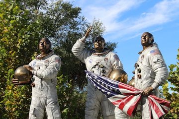 Astronauts Return to Earth After Historic Moon Mission