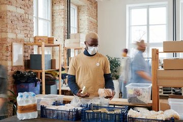 New Food Shops Help Families in Need